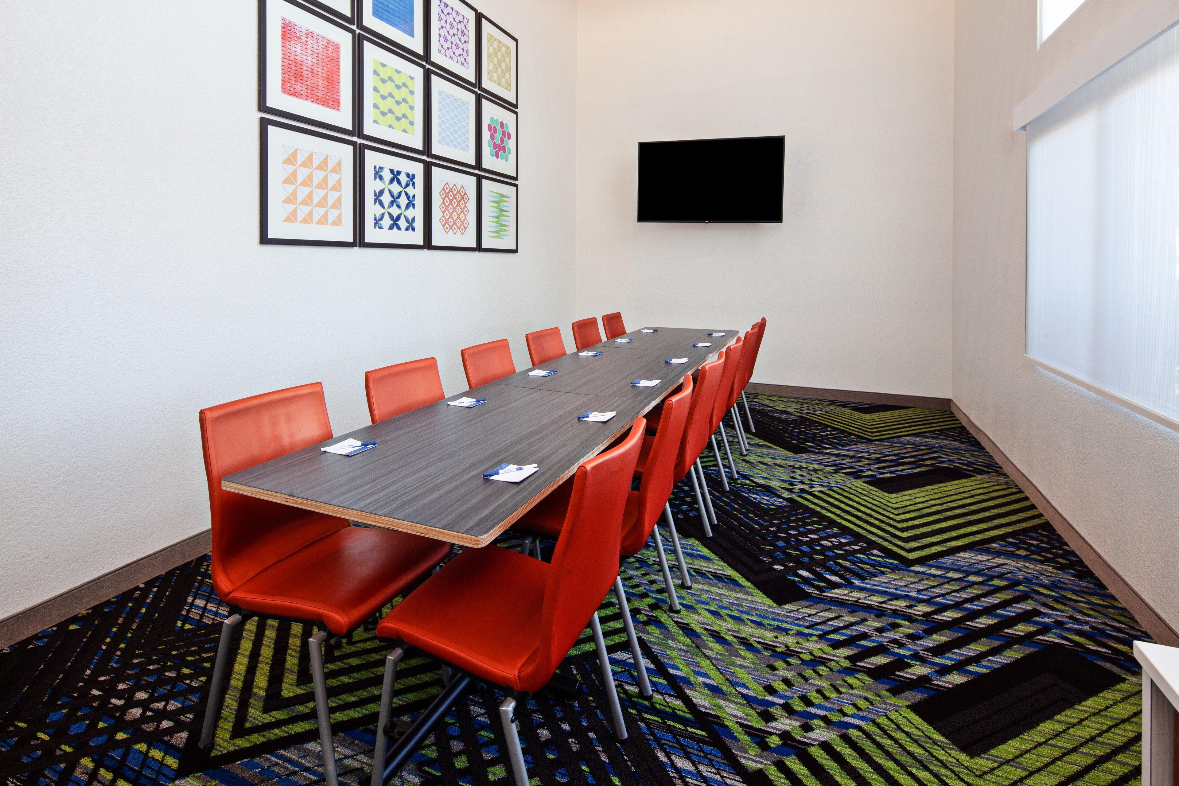 Resort Express & - Palm Spgs Area By Ihg